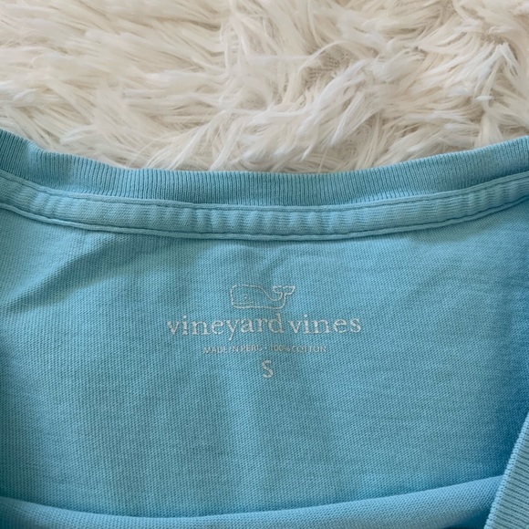 3/$20 Vineyard Vines Pocket Long Sleeve - Picture 5 of 6